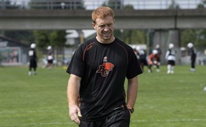 B.C. Lions take the first step to see if Travis Lulay can return for playoffs | iNFOnews.ca CP30649358