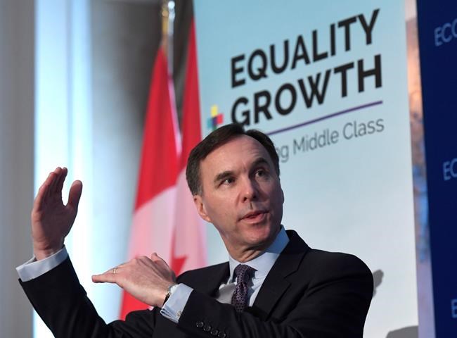 Budget's second-parent leave formula favours men over women: experts | iNFOnews.ca