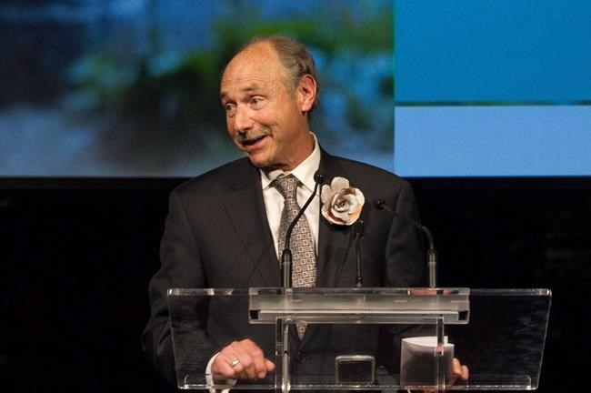 Photographer files complaint with police after alleged assault while on the job | iNFOnews.ca