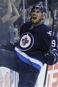 Kane returns to Jets lineup but reason for benching in Toronto still unknown | iNFOnews.ca Kane returns to Jets lineup but reason for benching in Toronto still unknown | iNFOnews.ca