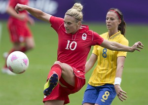 Sesselmann completes gruelling rehab, returns to Canadian women's soccer squad | iNFOnews.ca CP32586598