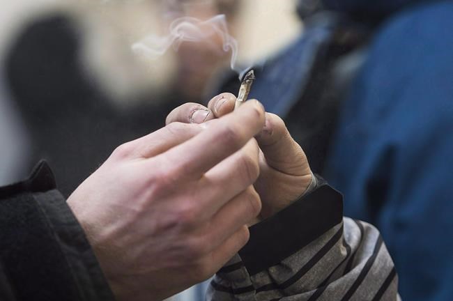 Ottawa wants young teens to avoid criminal record for pot possession | iNFOnews.ca