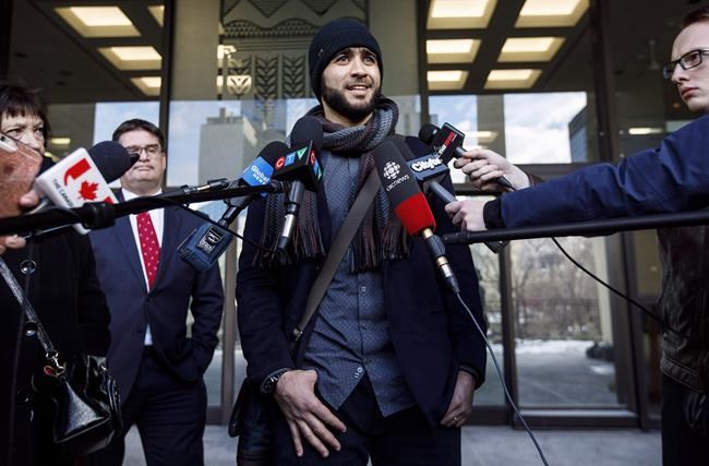 Omar Khadr told to answer Utah plaintiffs' questions about his confession | iNFOnews.ca CP298508712