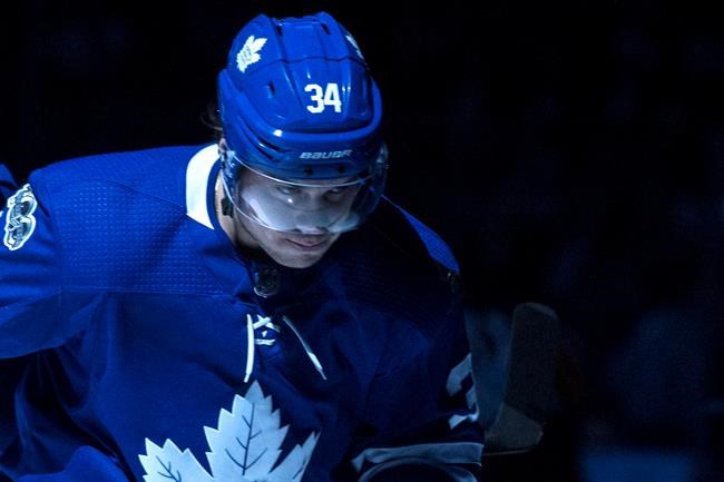 Leafs star Matthews says he's been dealing with concussion symptoms | iNFOnews.ca