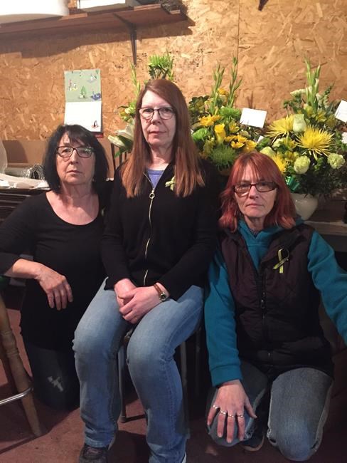 World places orders with Saskatchewan florist to help with bus crash grief | iNFOnews.ca