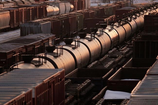 Lower price discounts to boost Q1 oil profits but uncertainty hangs over sector | iNFOnews.ca