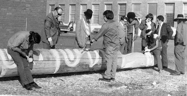 'Art that's coming home:' Totem pole carved by inmates returning to First Nation | iNFOnews.ca