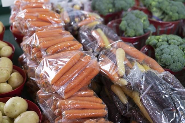 Montreal to ban stores from dumping unsold clothes, food as part of waste plan | iNFOnews.ca CP445493948