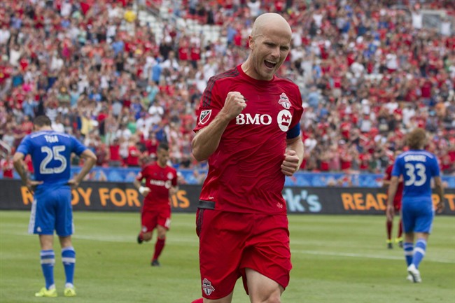 TFC midfielder Bradley wins US Player of Year award for first time | iNFOnews.ca CP35734788