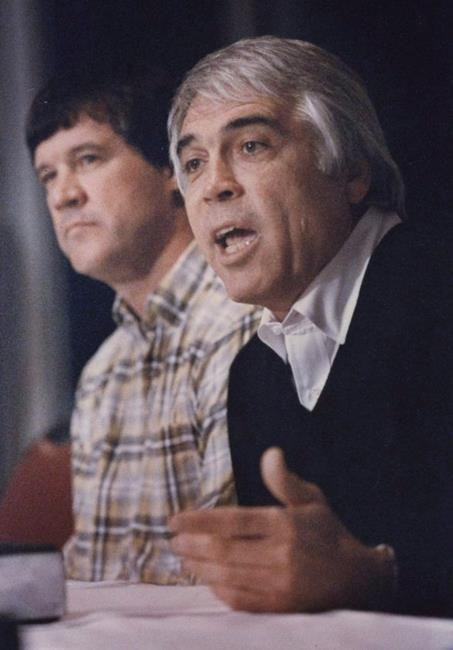 Former Stampeders, Lions coach Lary Kuharich dies at the age of 70 | iNFOnews.ca