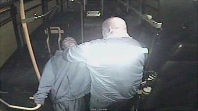 'Who was the aggressor?' Defence lawyer argues bus driver went after passenger | iNFOnews.ca 'Who was the aggressor?' Defence lawyer argues bus driver went after passenger | iNFOnews.ca