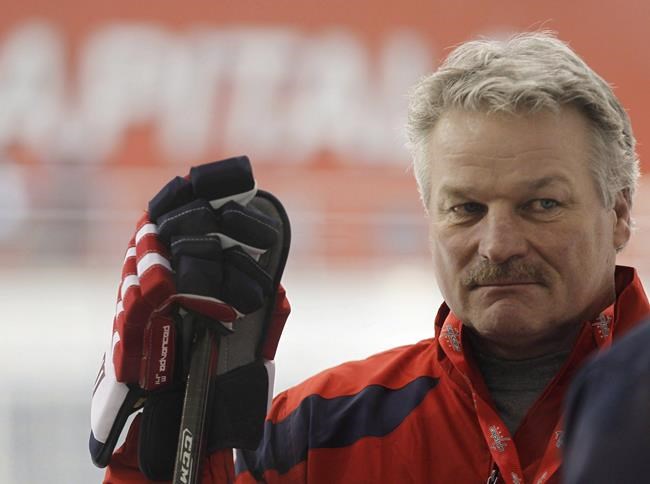 Dale Hunter to coach Canada at 2020 world junior hockey championship | iNFOnews.ca