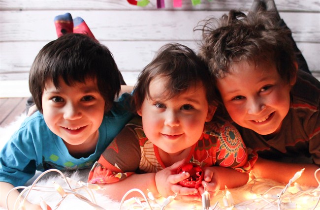 Parents call death of three kids in car crash 'worst nightmare' | iNFOnews.ca CP34744718