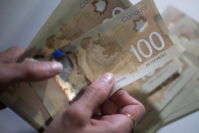 Survey finds 1/3 of Canadians can't pay monthly bills as rates set to rise | iNFOnews.ca CP1635416303