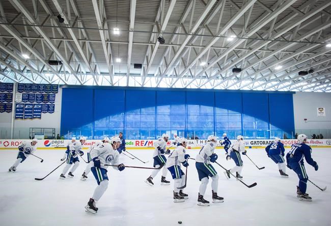 Jets sniper Laine lands critical hit on Canucks in 'Fortnite' Flap | iNFOnews.ca Jets sniper Laine lands critical hit on Canucks in 'Fortnite' Flap | iNFOnews.ca