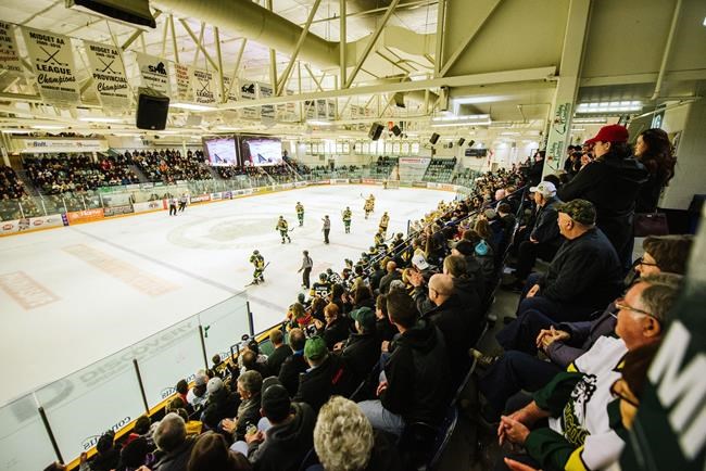 Interim head coach of Humboldt Broncos gets permanent job for next three years | iNFOnews.ca