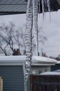 Why do icicles have ridges? It's all about the salt, scientists discover | iNFOnews.ca Why do icicles have ridges? It's all about the salt, scientists discover | iNFOnews.ca