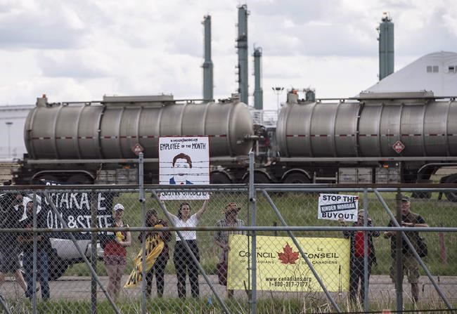 Study predicts Trans Mountain pipeline purchase will add to federal deficit | iNFOnews.ca