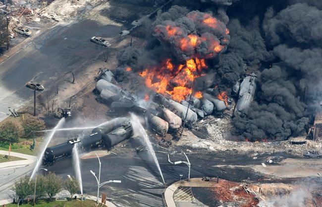 Federal government accelerates phase-out of rupture-prone rail tankers | iNFOnews.ca Federal government accelerates phase-out of rupture-prone rail tankers | iNFOnews.ca