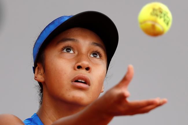 Canadians Fernandez, Bouchard join Sharapova, Venus Williams as Rogers Cup wild cards | iNFOnews.ca