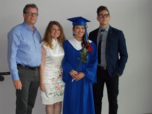 Parents' detention in China on suspicion of stealing govt secrets 'confusing':son | iNFOnews.ca CP29388653