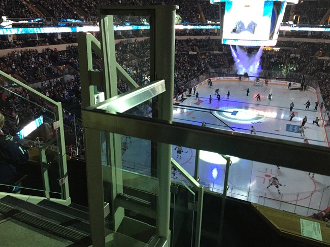 Loge your complaint: Some Winnipeg NHL fans upset with new obstructed views | iNFOnews.ca CP34700525
