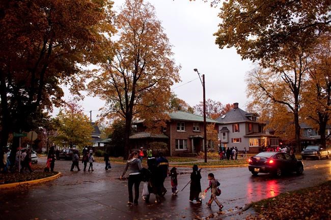 Trunk or Treat, Switch Witchery, teal pumpkins: how some are rethinking Halloween | iNFOnews.ca Trunk or Treat, Switch Witchery, teal pumpkins: how some are rethinking Halloween | iNFOnews.ca