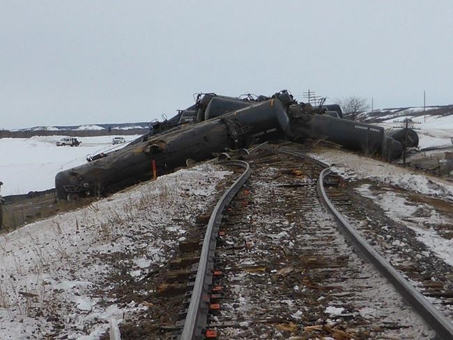 TSB reduces tally of oil spilled by CN freight train in rural Manitoba | iNFOnews.ca