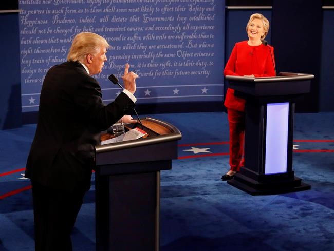 Clinton executes debate plan: Annoy Donald Trump | iNFOnews.ca