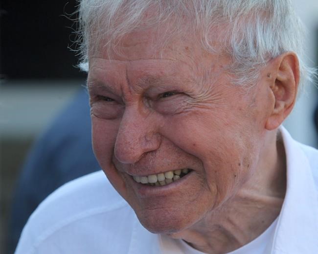 Former federal Liberal cabinet minister Allan MacEachen dies at age 96 | iNFOnews.ca Former federal Liberal cabinet minister Allan MacEachen dies at age 96 | iNFOnews.ca