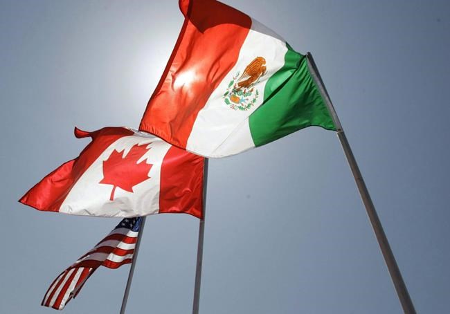 U.S. President Trump threatens auto tariffs against Canada if trade talks fail | iNFOnews.ca U.S. President Trump threatens auto tariffs against Canada if trade talks fail | iNFOnews.ca