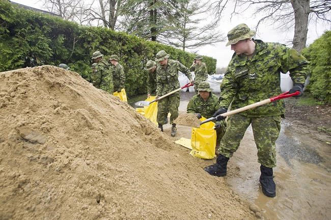 Army to remain in Quebec flood zones to help with cleanup operations | iNFOnews.ca