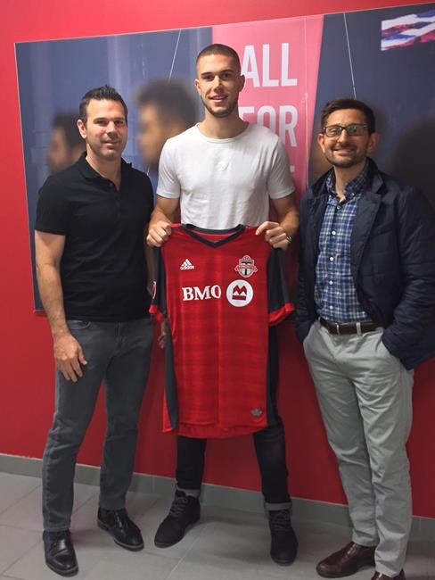 Spencer signs first-team contract with Toronto, offers different look off bench | iNFOnews.ca