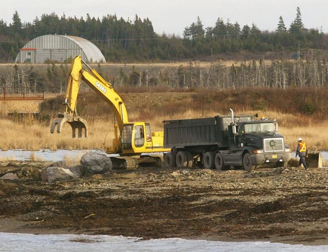 Labour Department investigating weekend roof collapse in Cape Breton mine | iNFOnews.ca CP2959152