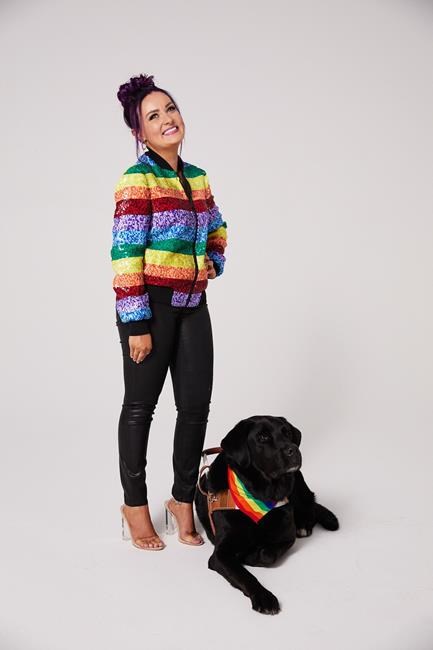 Blind YouTube star Molly Burke traces road to social media stardom in audiobook | iNFOnews.ca Blind YouTube star Molly Burke traces road to social media stardom in audiobook | iNFOnews.ca