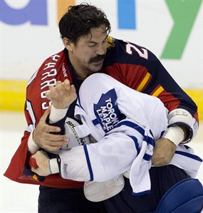 Canadiens acquire enforcer Parros from Panthers for prospect, pick | iNFOnews.ca