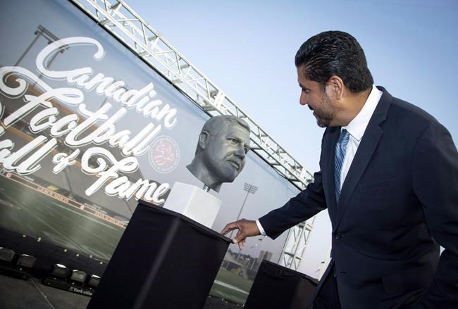 Calvillo among new faces on Toronto head coach Marc Trestman's staff | iNFOnews.ca Calvillo among new faces on Toronto head coach Marc Trestman's staff | iNFOnews.ca
