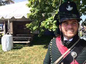 200 years later, military foes from War of 1812 stage fresh battle, with food | iNFOnews.ca CP29868058