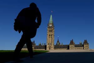 Today on the Hill: Income splitting a plus for voters, or a splitting headache? | iNFOnews.ca CP30505781