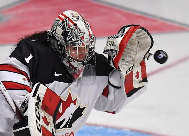 Shannon Szabados gets comfy again in goal for the Canadian women's hockey team | iNFOnews.ca CP1094660773