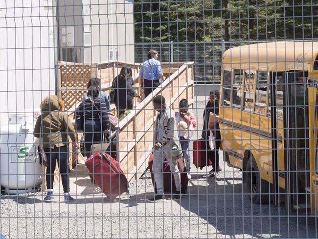 Refugee system plagued with systemic problems: independent review | iNFOnews.ca CP1887586357