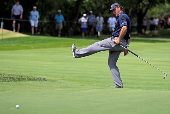 Davis Love III highlights star-studded field at Shaw Charity Classic | iNFOnews.ca