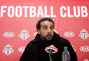 Former MLS MVP Dwayne De Rosario allowed to leave a second time by Toronto FC | iNFOnews.ca CP30961700