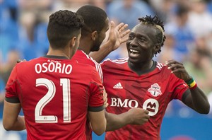 Toronto FC attacker Dominic Oduro throws down the hair gauntlet | iNFOnews.ca CP31640484