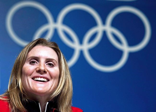 Hayley Wickenheiser says metal-filled foot progressing towards 2018 Olympics | iNFOnews.ca