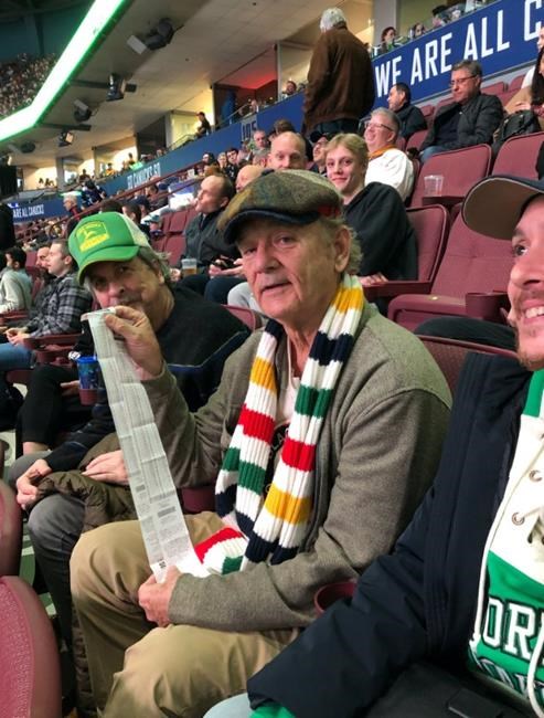 Bill Murray shows up to Vancouver Canucks game with Peter Farrelly | iNFOnews.ca