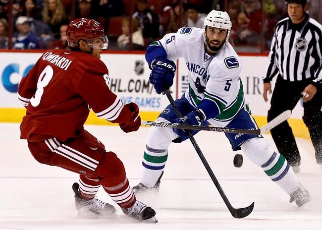 Former Vancouver Canucks defenceman Jason Garrison sues financial adviser | iNFOnews.ca