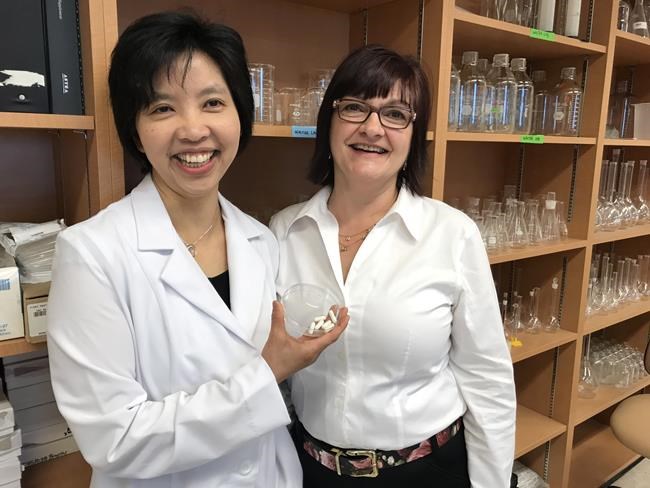 Capsule for fecal transplant as good as colonoscopy to treat C. difficile: study | iNFOnews.ca Capsule for fecal transplant as good as colonoscopy to treat C. difficile: study | iNFOnews.ca
