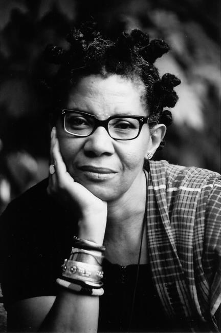 Canadian poet M. NourbeSe Philip to receive PEN America writing award | iNFOnews.ca Canadian poet M. NourbeSe Philip to receive PEN America writing award | iNFOnews.ca