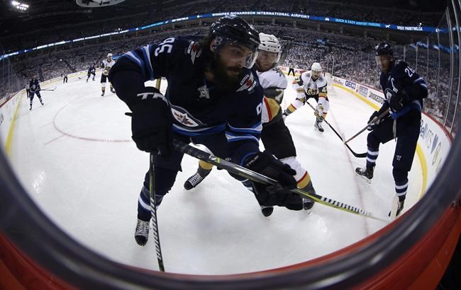 Maurice tinkers with forward lines before Jets open season at St. Louis | iNFOnews.ca